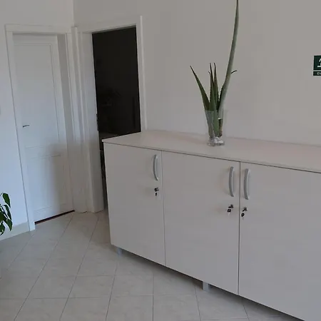 Beslic Apartment *