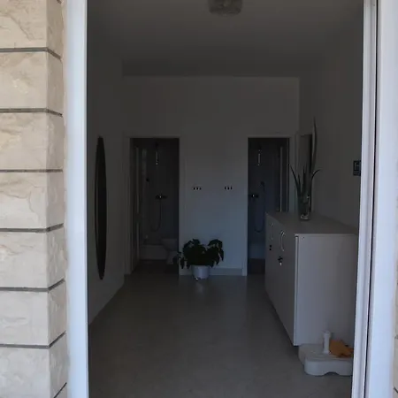 Beslic Apartment Makarska